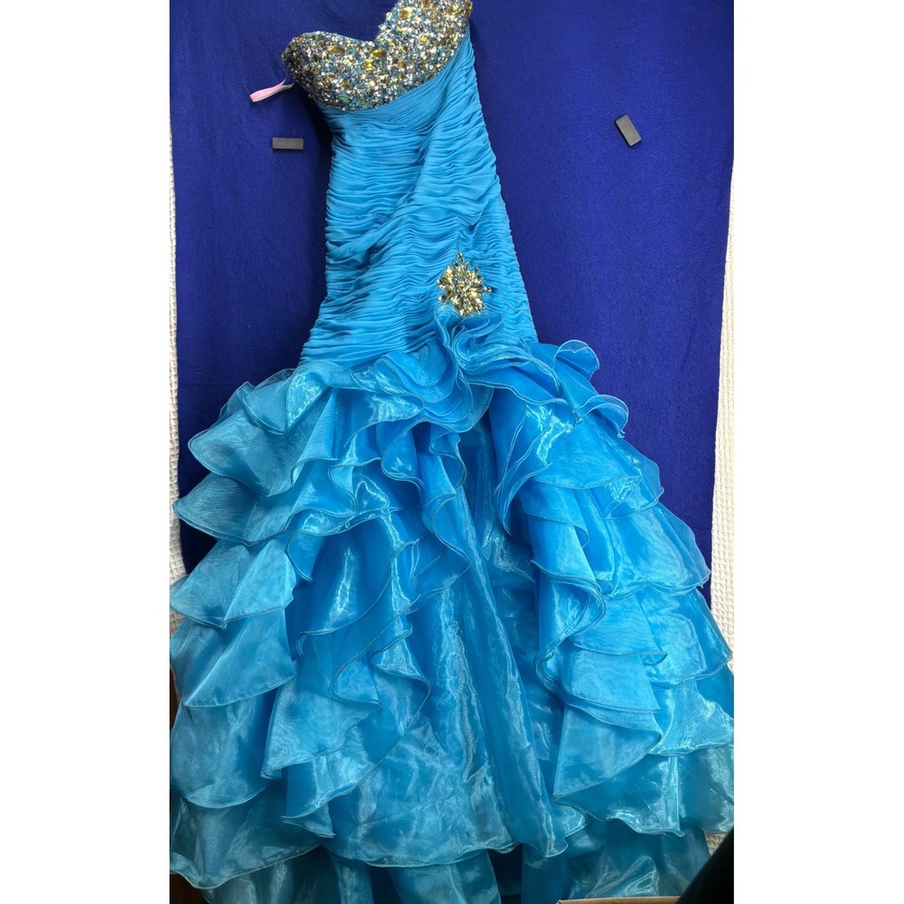 Mermaid Prom Womens Blush Prom Embellished Ruffle Gown 2 Blue
